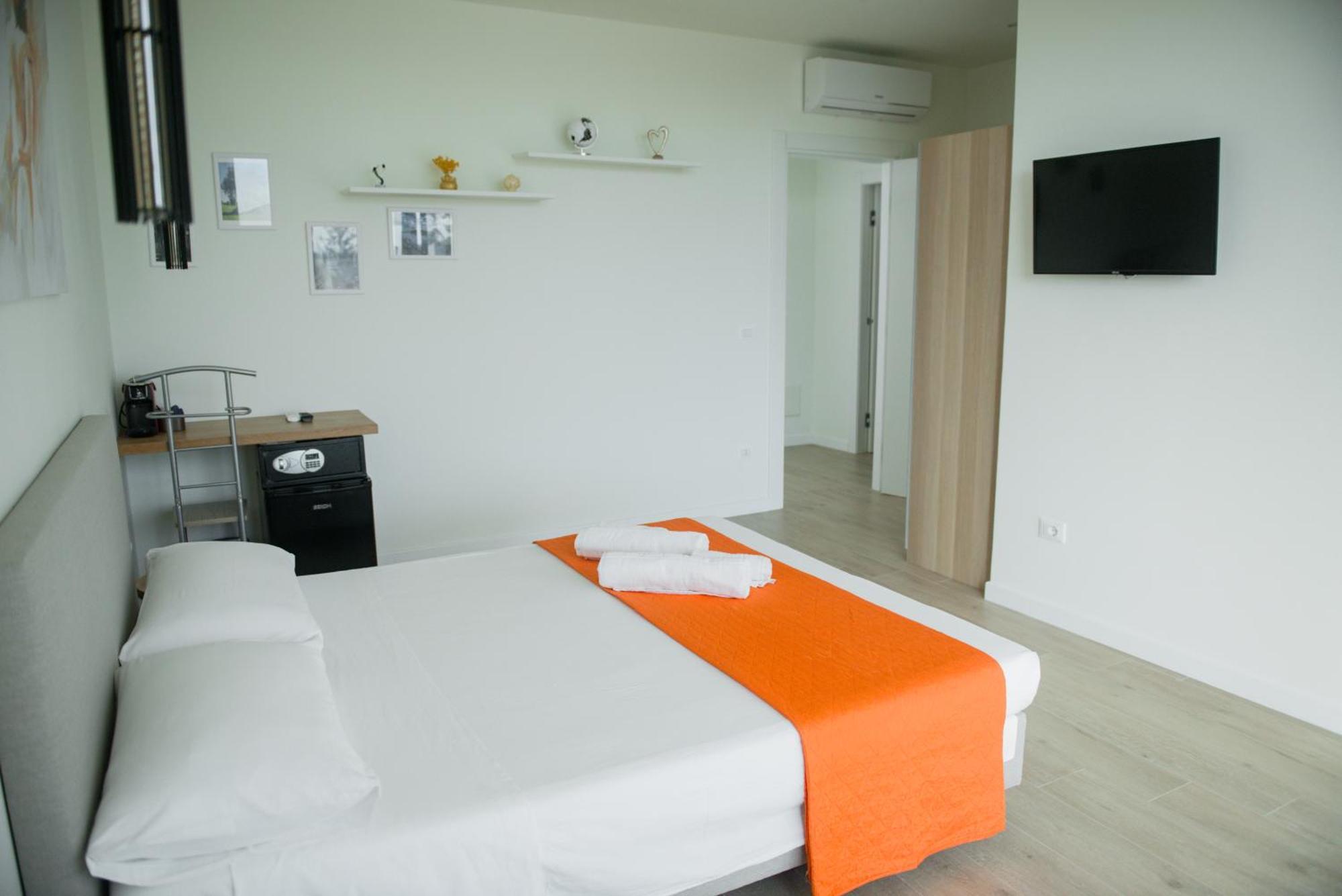 Divina Perla Bed & Breakfast Pulsano Dış mekan fotoğraf