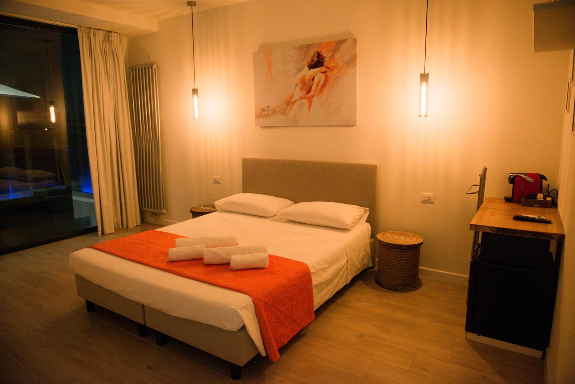 Divina Perla Bed & Breakfast Pulsano Dış mekan fotoğraf